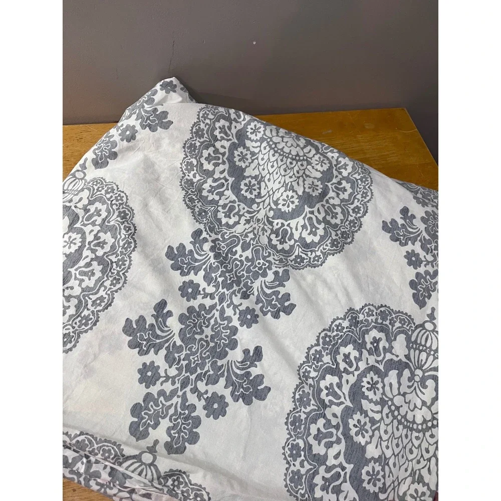 Pottery Barn King Duvet Cover 2 Euro Shams Gray White Damask Medallion Cotton